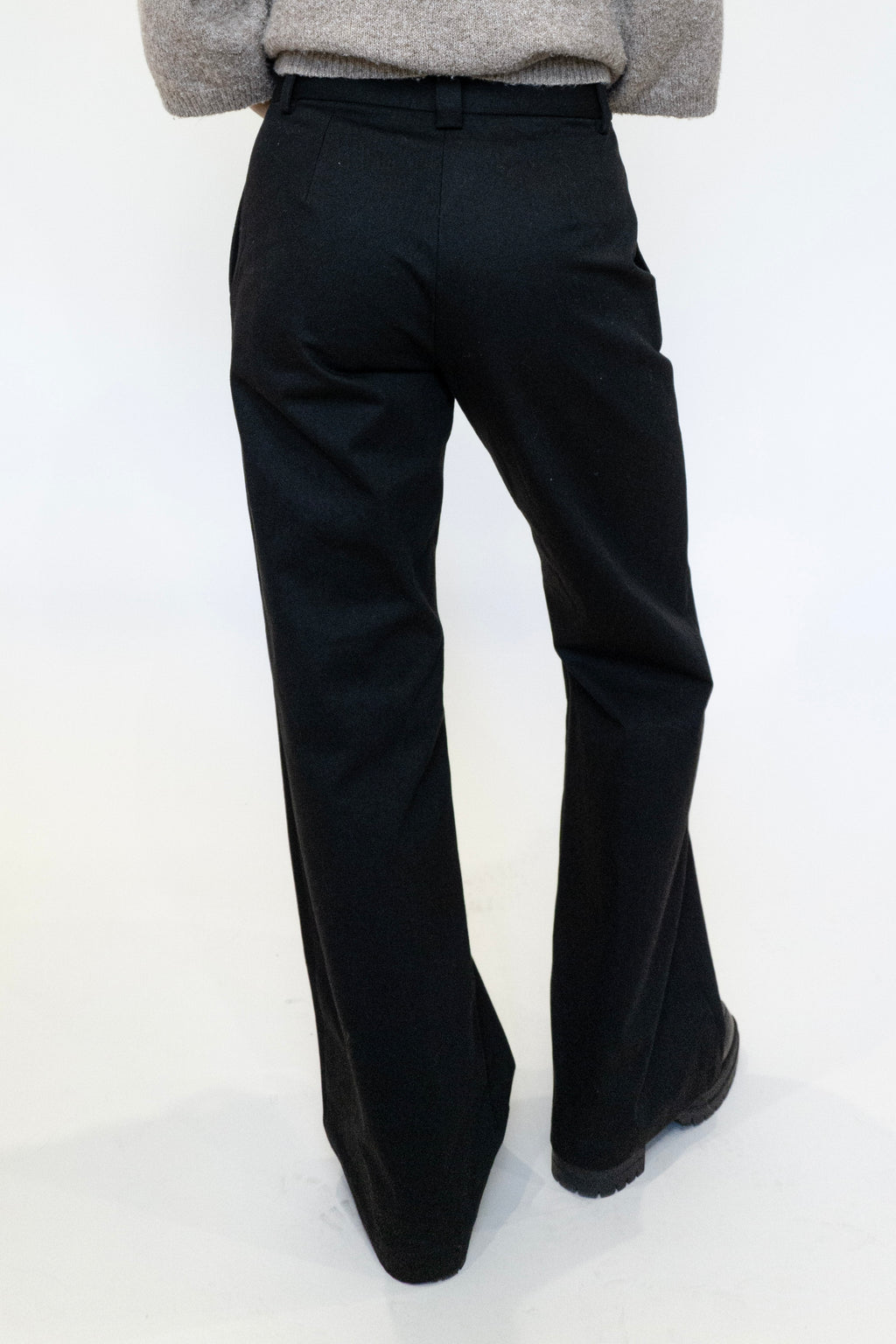 The Cotton Trouser